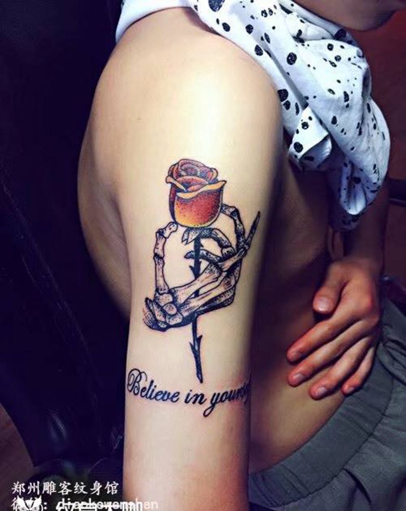 骷髅花纹身图片