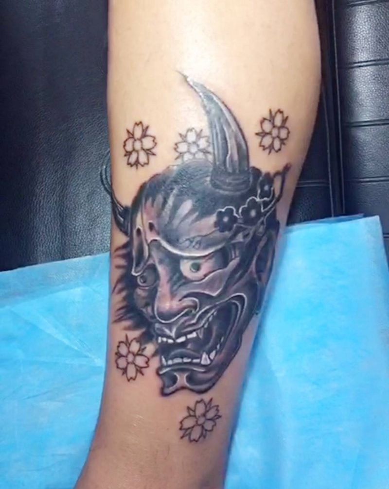 修改旧图纹身图片_成品腿部传统人物郑州纹身图案