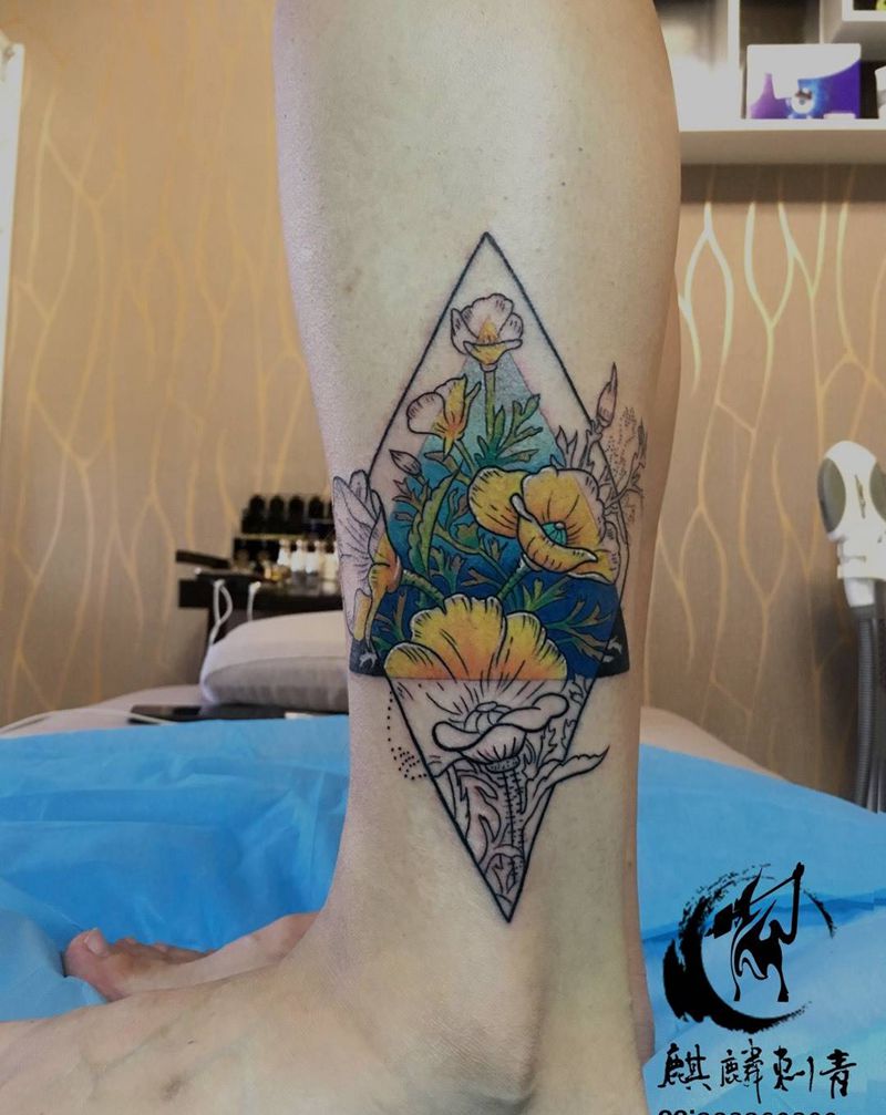 小腿几何花卉纹身纹身图片_成品腿部清新植物花卉几何点刺纹身图案