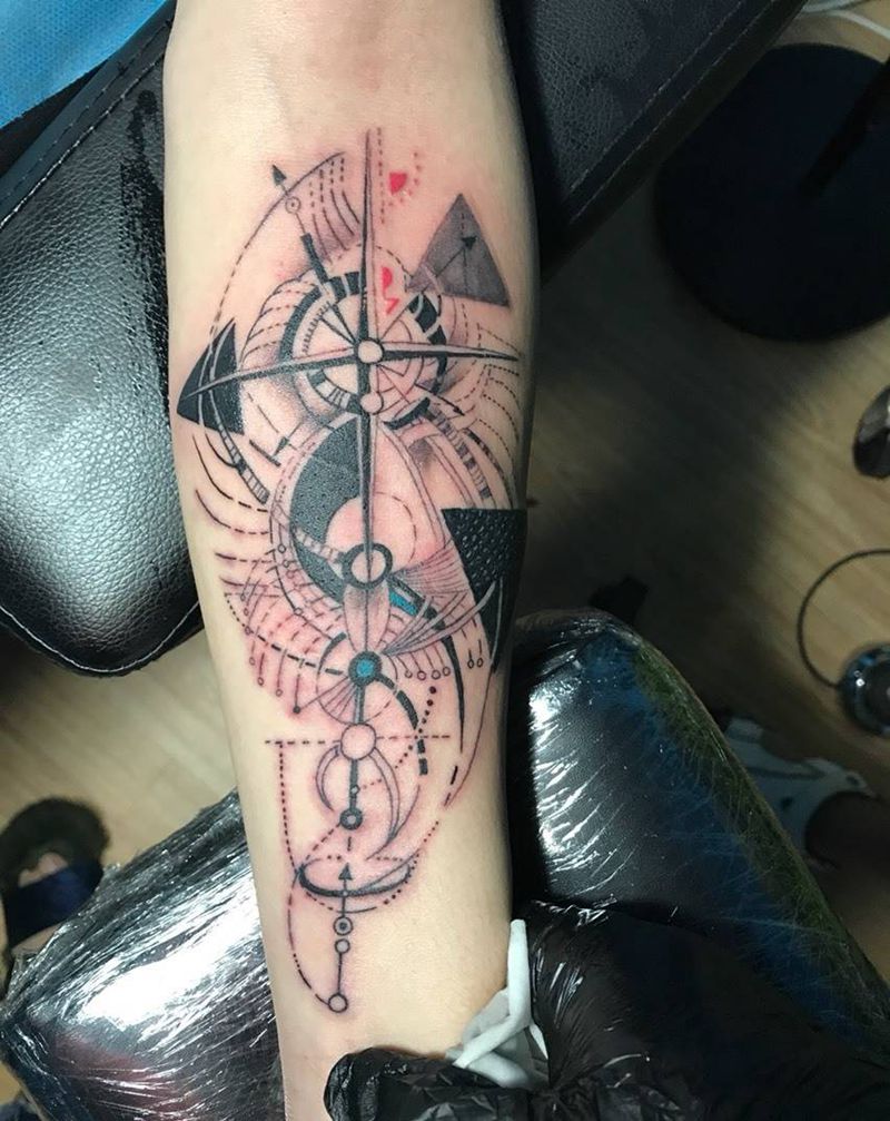指南针纹身图片