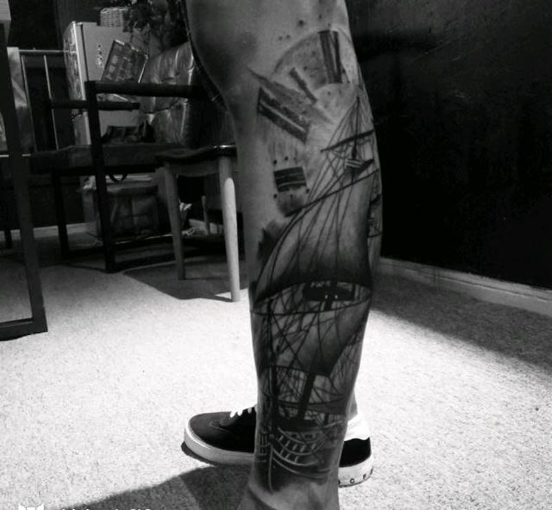 帆船纹身图片_腿部欧美写实静物成品纹身图案