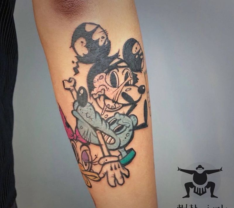 米老鼠纹身图片_手臂New School纹身图案