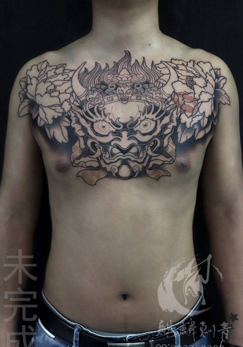 花胸纹身图片_胸部传统植物人物静物宗教黑灰民族纹身图案