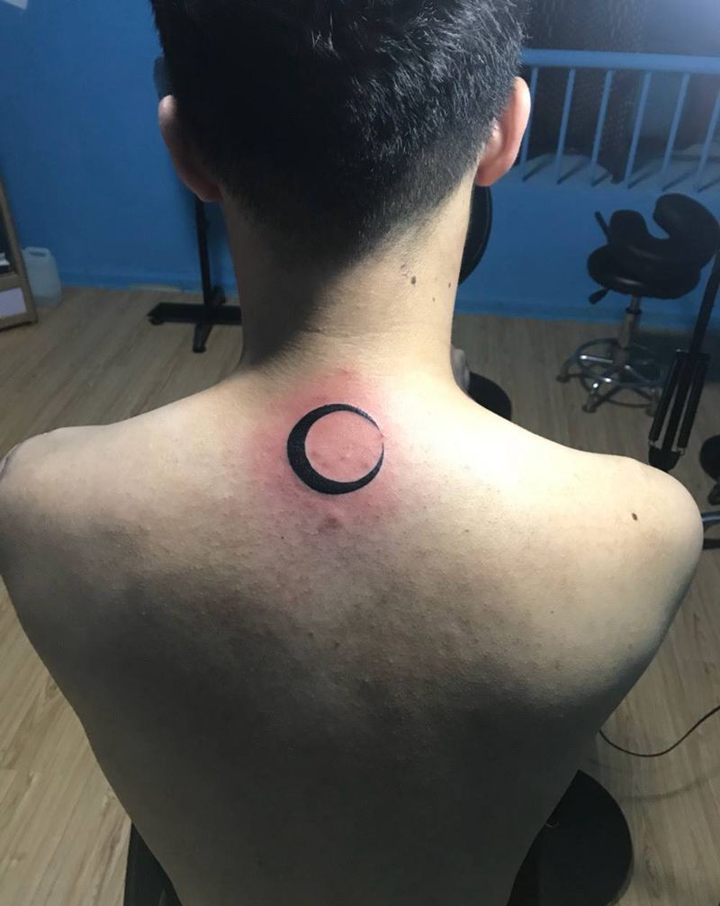 八神之月纹身图片