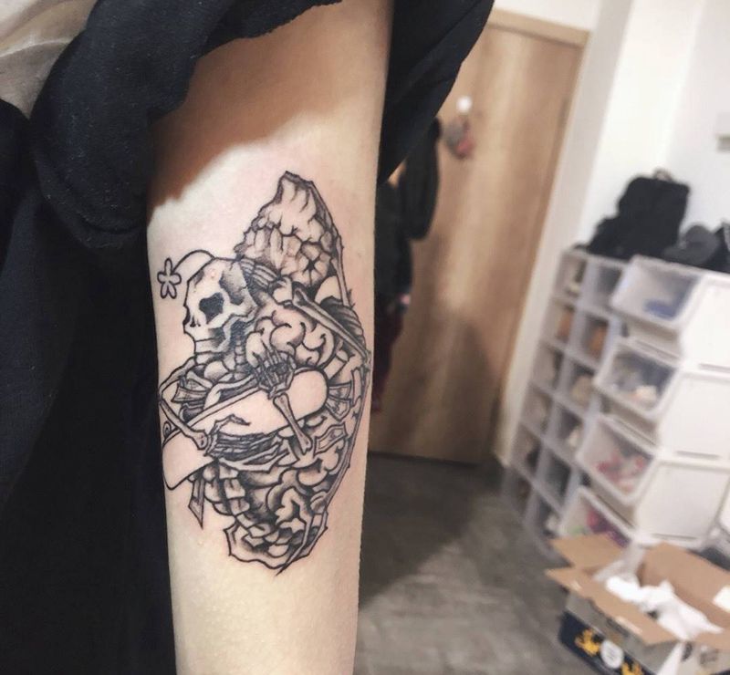 滑板骷髅小人儿纹身图片_手臂Old SchoolNew School纹身图案