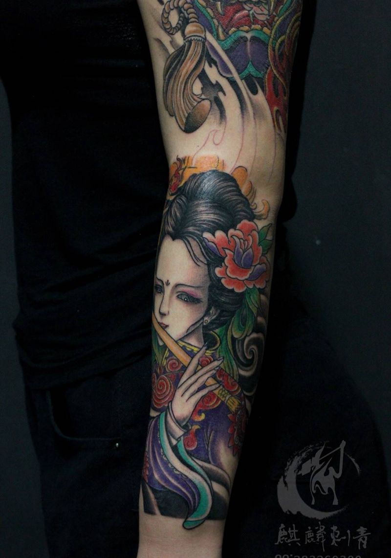 艺妓纹身图片_成品手臂传统彩色花卉人物般若艺妓纹身图案