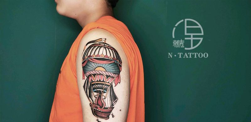 热气球纹身图片_手臂Old School纹身图案