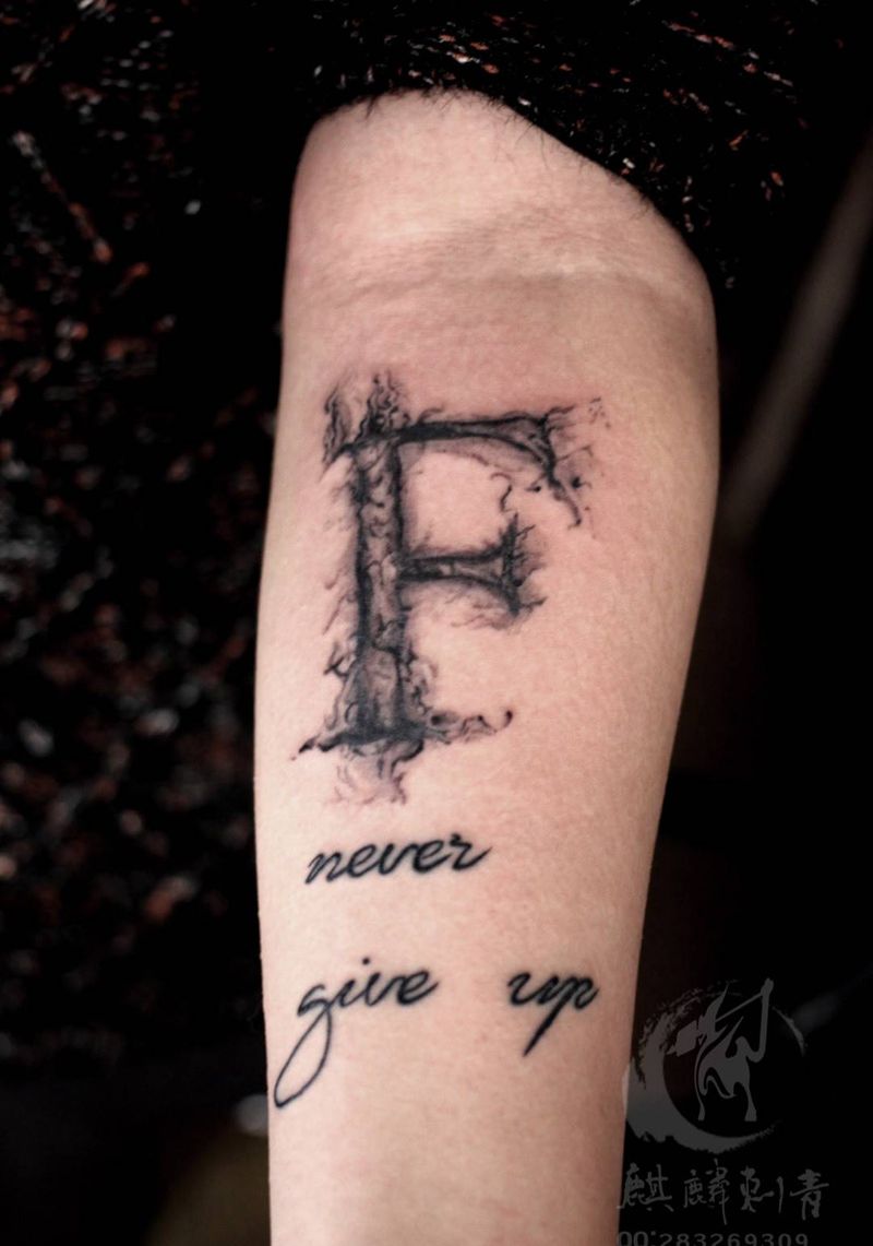 字符纹身图片_成品手臂字符纹身图案