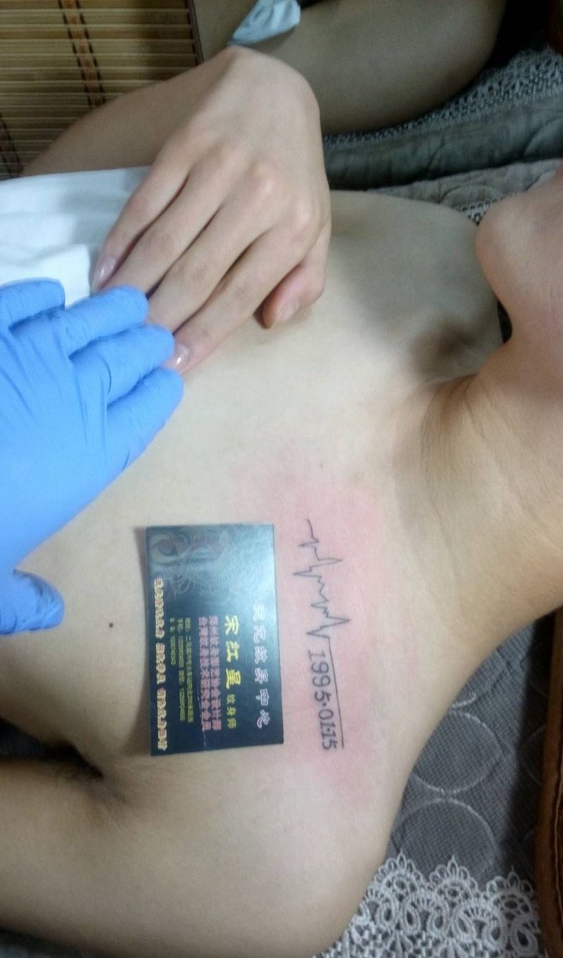 心电图纹身图片