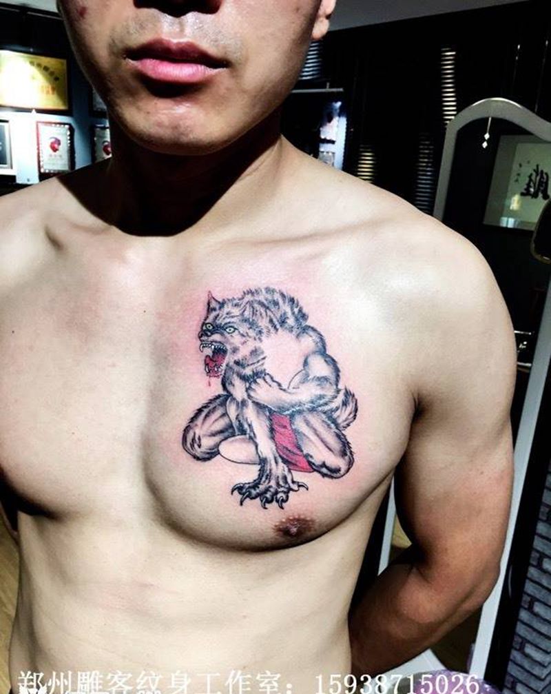 狼纹身图片_成品胸部传统动物郑州人体穿孔纹身图案