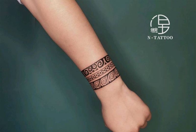 臂环纹身图片_手臂图腾纹身图案