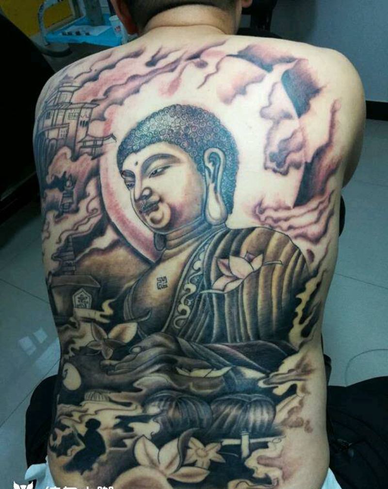 满背大日如来纹身图片
