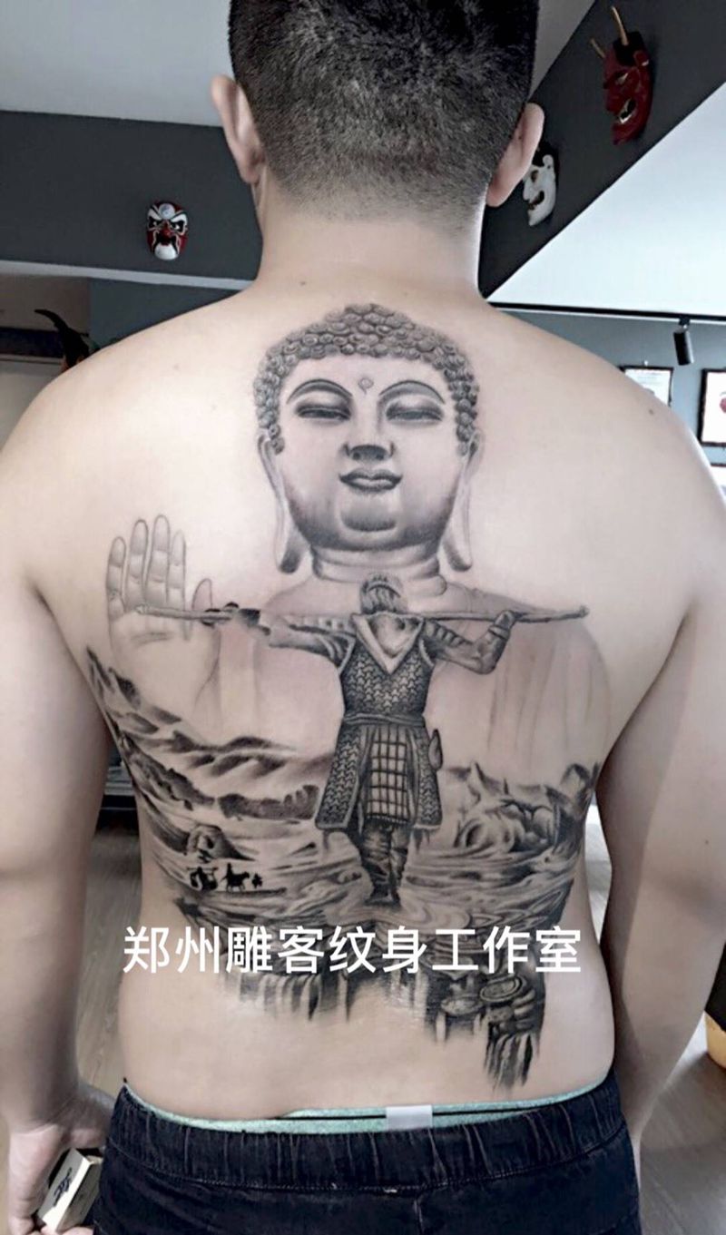 至尊宝纹身图片_成品背部传统人物郑州培训纹身图案