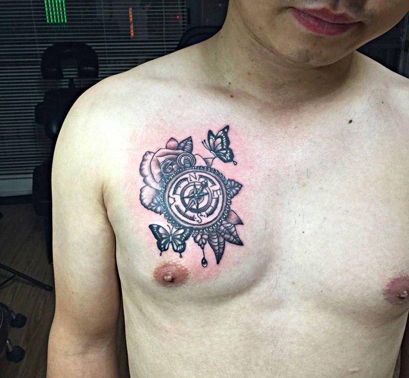 指南针纹身图片_成品胸部欧美静物郑州纹身图案