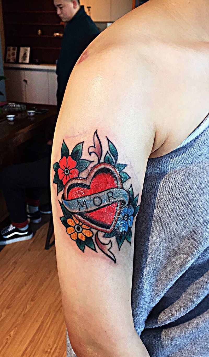 胳膊大臂纹身图片_成品手臂欧美静物培训郑州人体穿孔纹身图案