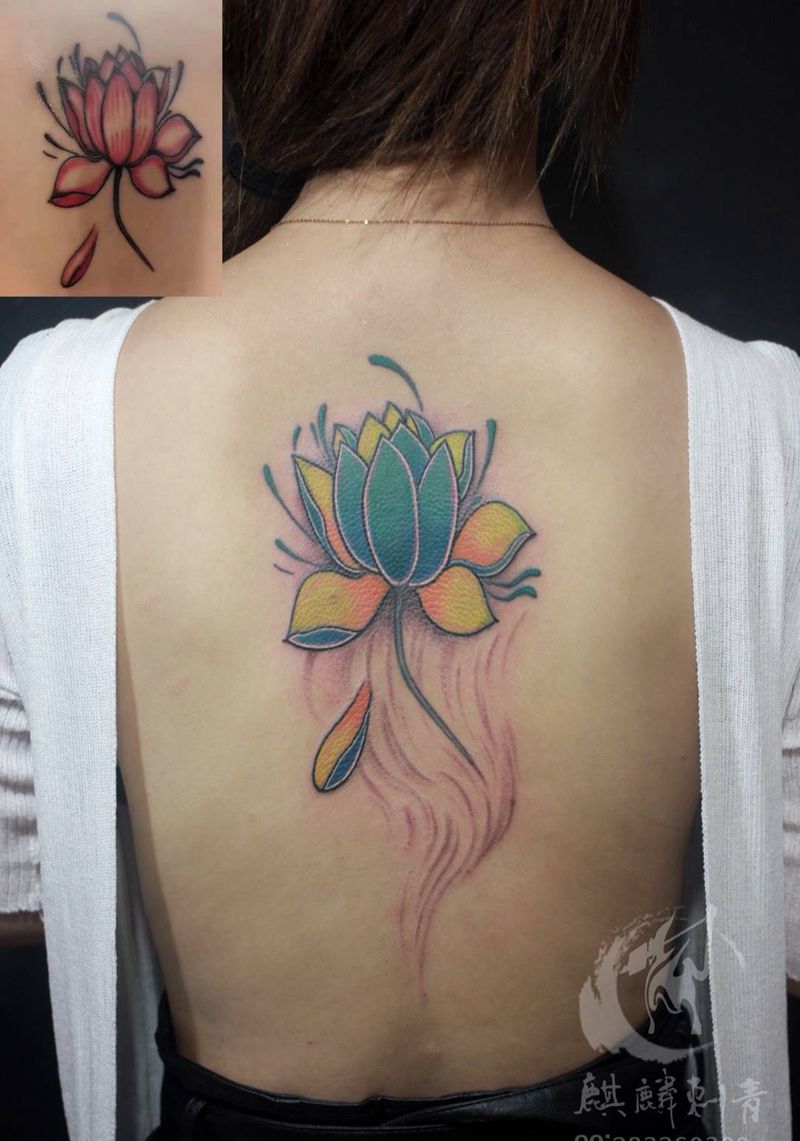 背部修改纹身图片_成品背部传统植物彩色纹身图案