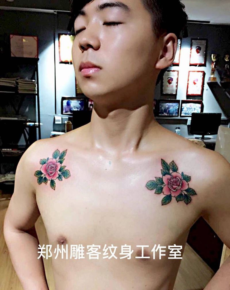 玫瑰纹身图片_成品胸部清新植物郑州培训纹身图案
