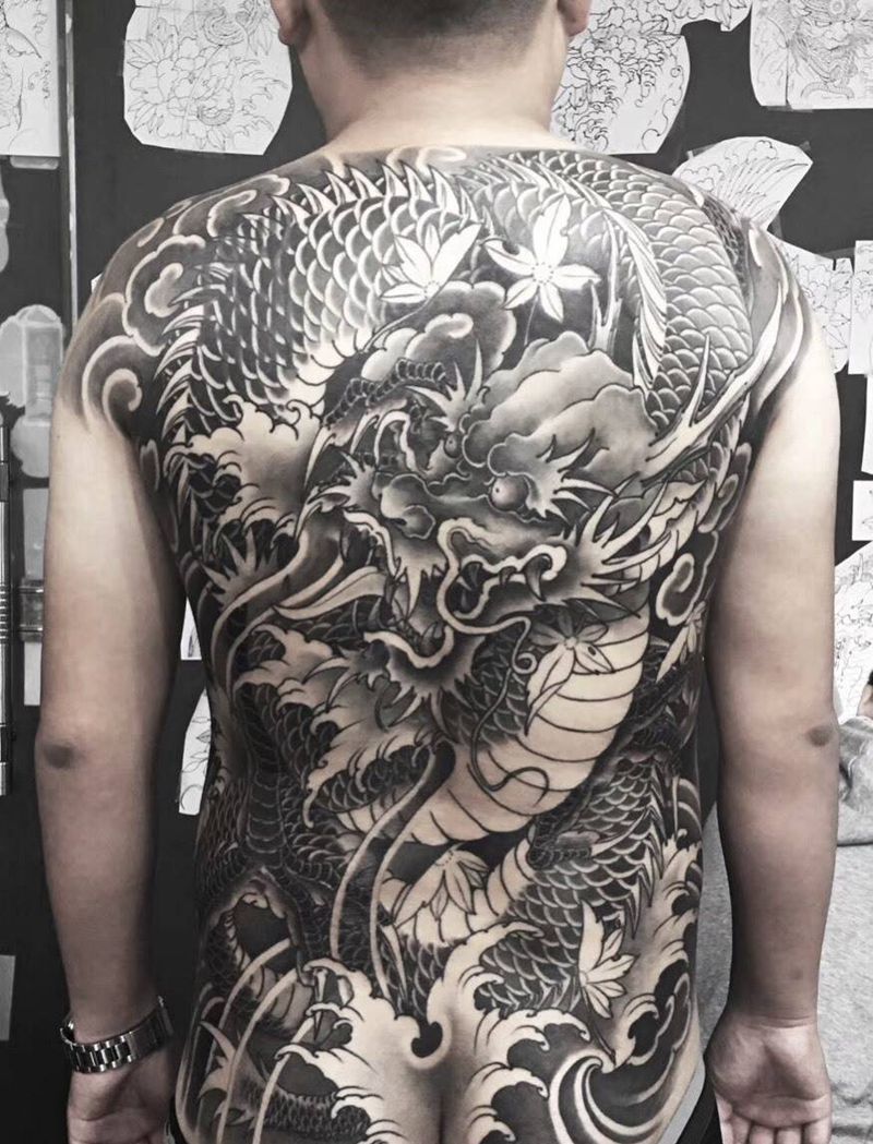 满背龙 下次彩色纹身图片
