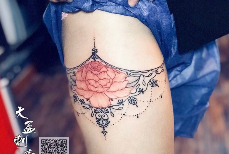 牡丹蕾丝纹身图片_成品原创纹身图案