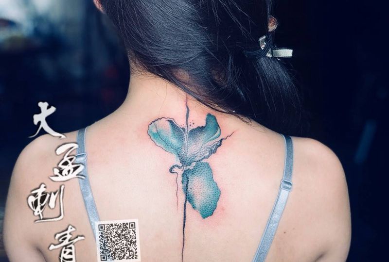 水彩罂粟纹身图片_背部水彩纹身图案