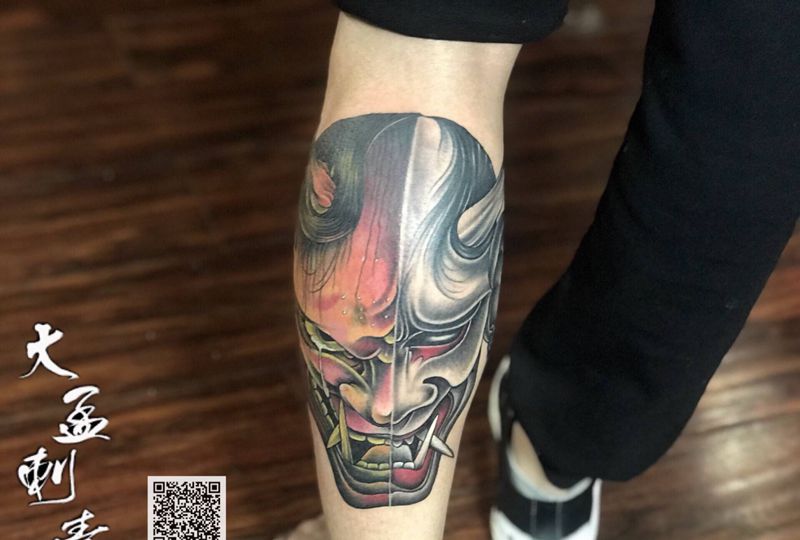 般若纹身图片_腿部新传统纹身图案