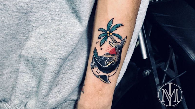 school鲨鱼纹身图片_手臂Old School纹身图案