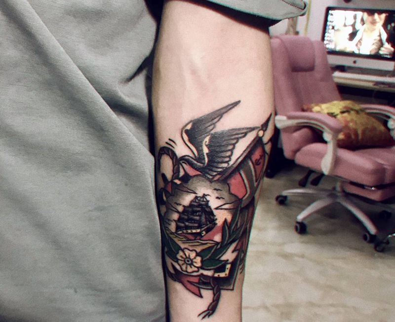 小作完成纹身图片_手臂Old School纹身图案