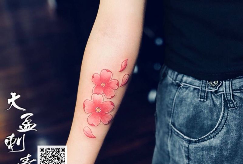 樱花纹身图片_手臂纹身图案