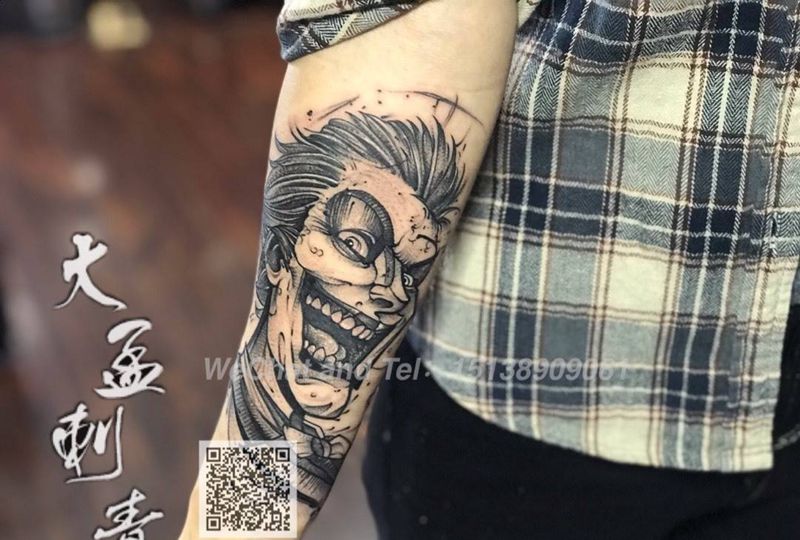 小臂小丑纹身图片_手臂纹身图案