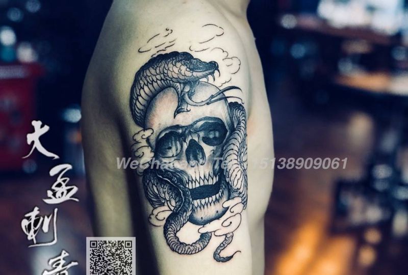 骷髅头蛇纹身图片_成品原创手臂纹身图案
