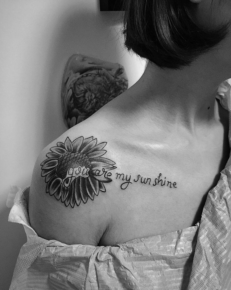向日葵。纹身图片