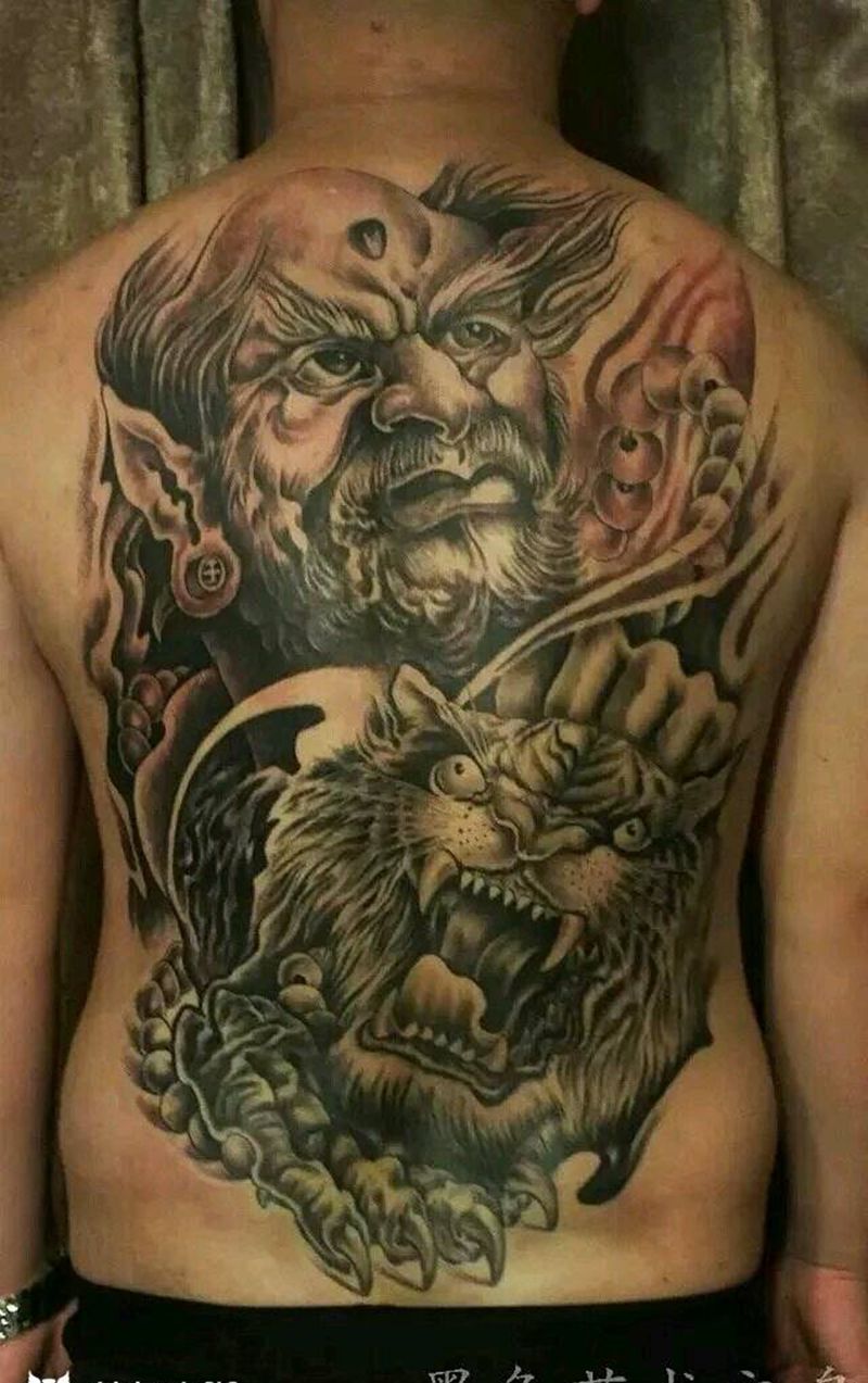 伏虎罗汉纹身图片