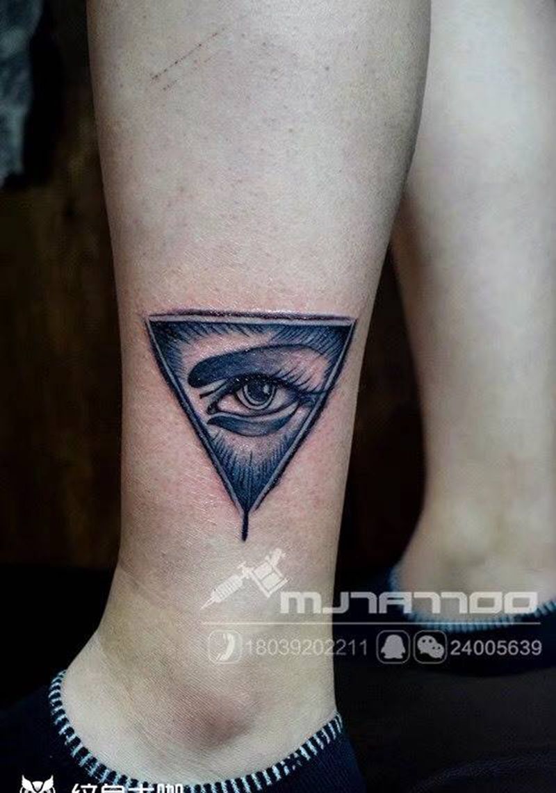 上帝之眼纹身图片