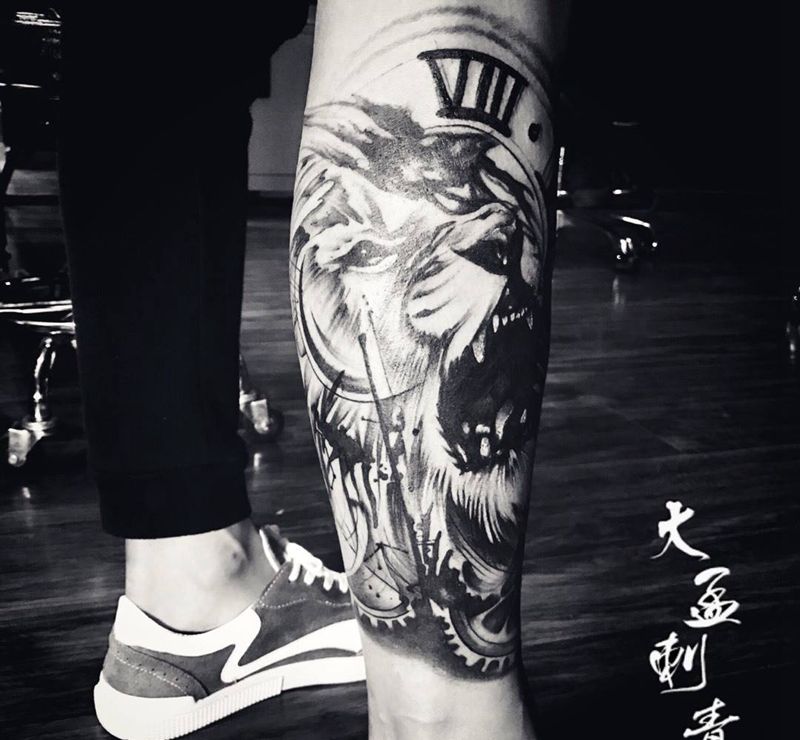 小腿水墨狮子纹身图片_成品原创国画腿部纹身图案