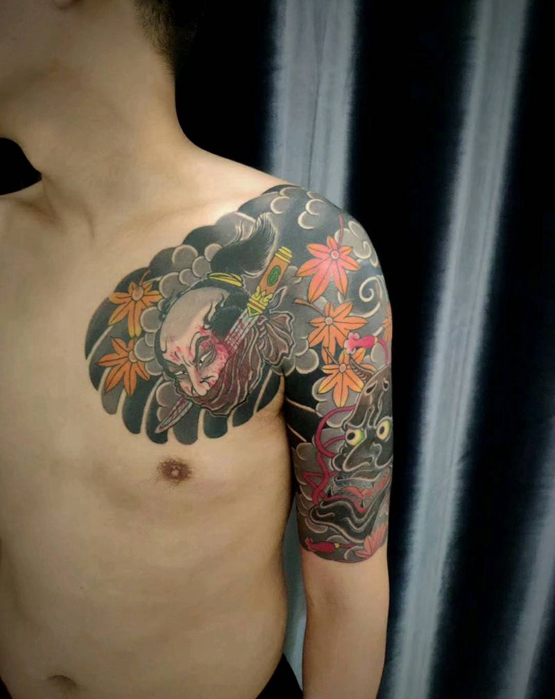 日式半甲纹身图片_胸部老传统般若，生首纹身图案