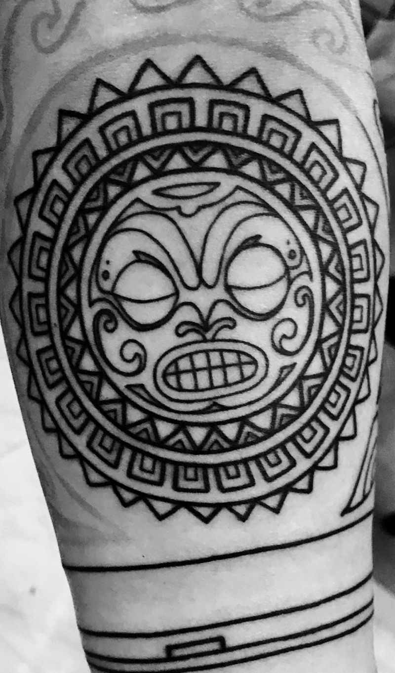 图腾手臂纹身图片