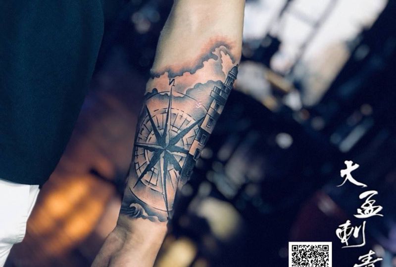 指南针➕灯塔➕怀表纹身图片_成品原创纹身图案