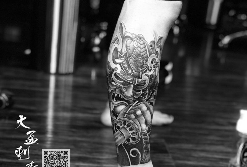 小腿武士纹身图片_成品原创纹身图案