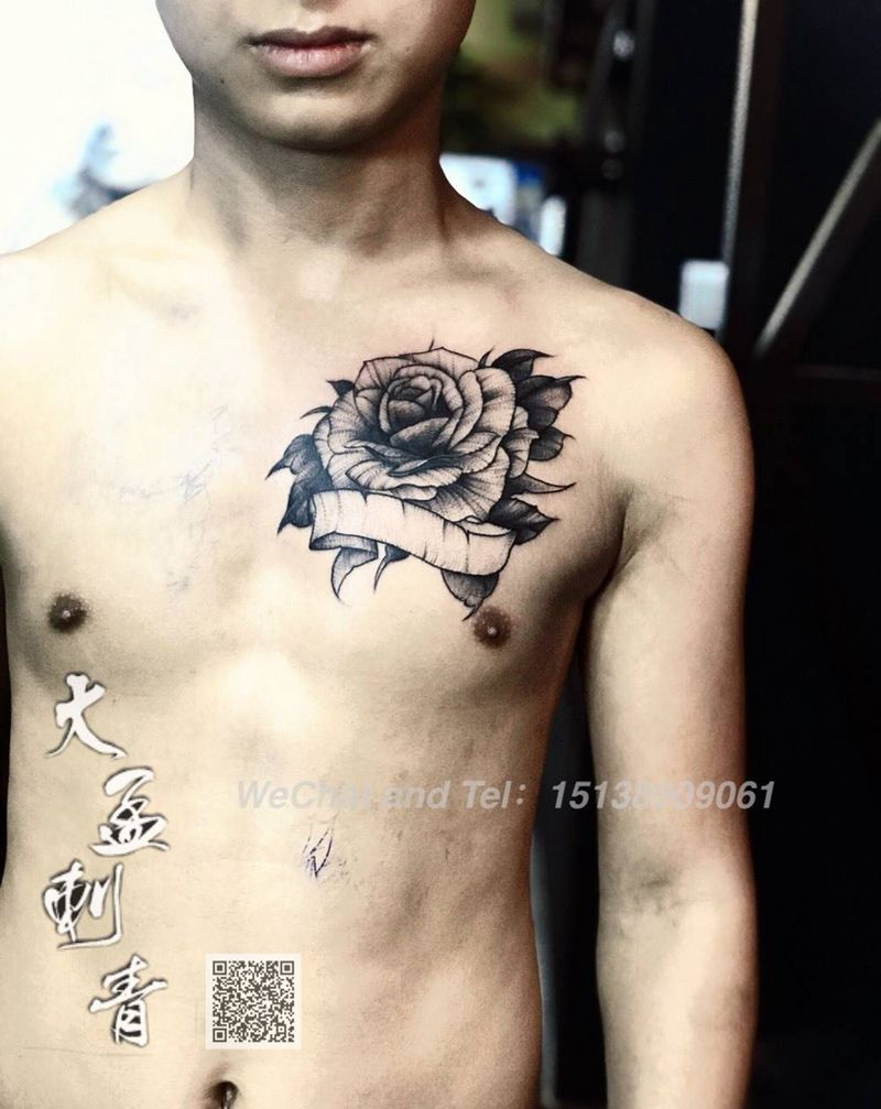 暗黑玫瑰花纹身图片_胸部纹身图案