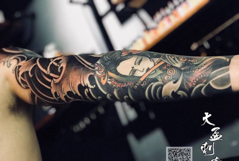 水浪艺妓花臂纹身图片_成品原创传统手臂纹身图案