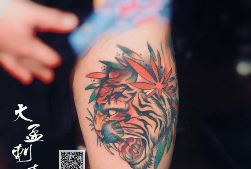 school老虎纹身图片_腿部Old School纹身图案