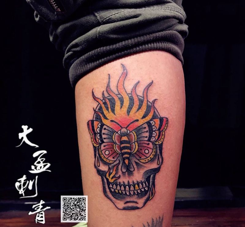 school骷髅头纹身图片_腿部Old School纹身图案