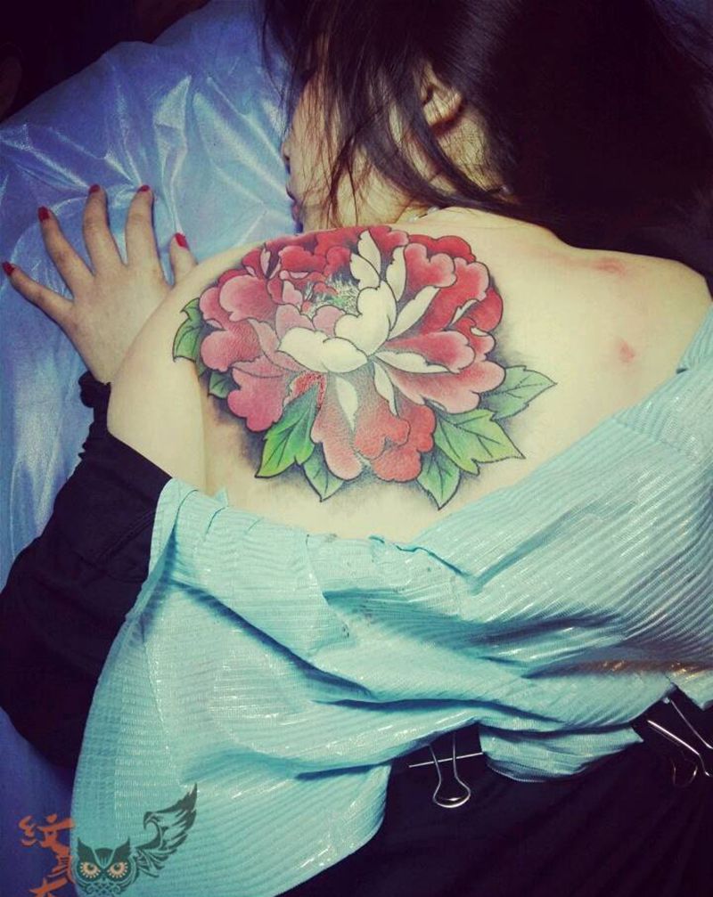 工作中纹身图片