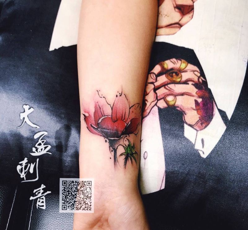 水彩画遮盖疤痕纹身图片_手臂纹身图案