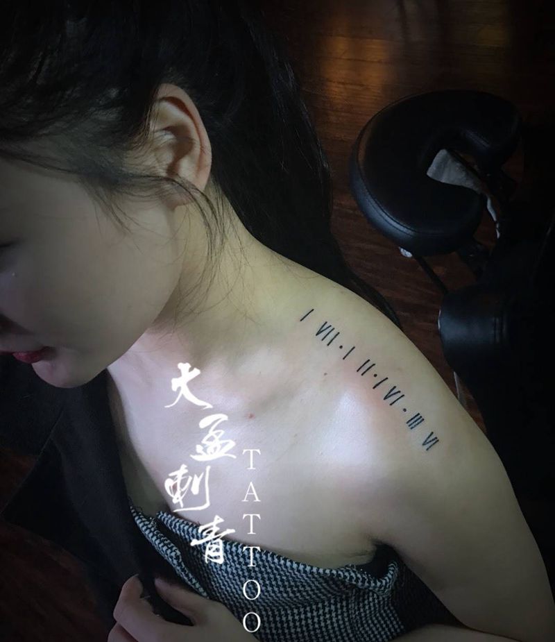 落肩数字纹身图片_成品原创清新肩部纹身图案