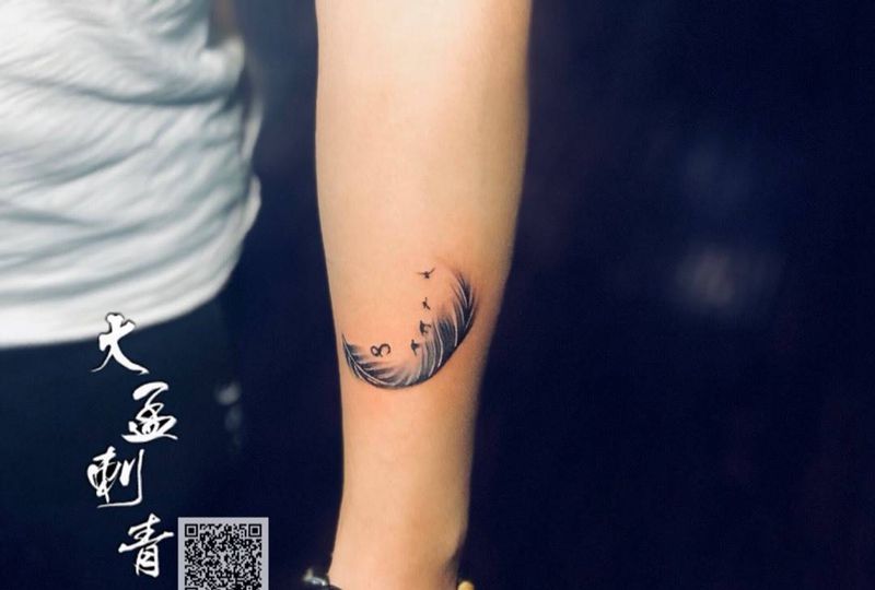 羽毛纹身图片_成品原创清新纹身图案