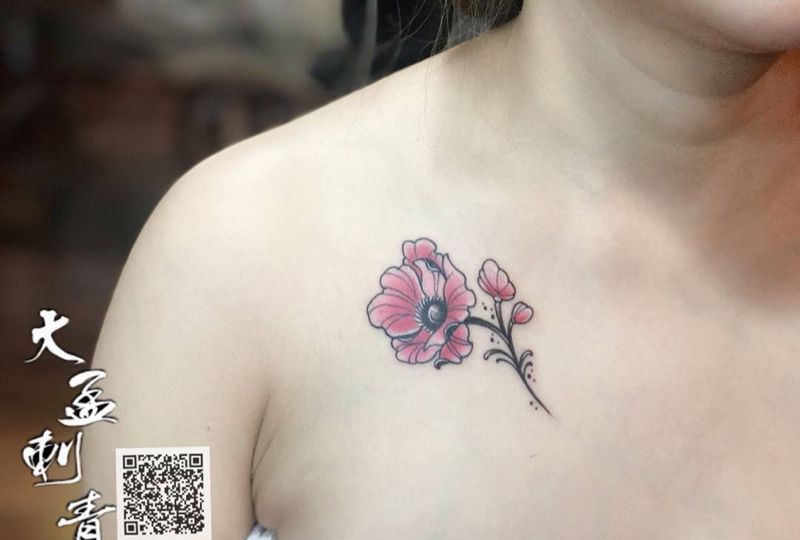 锁骨小清新纹身图片_成品原创纹身图案