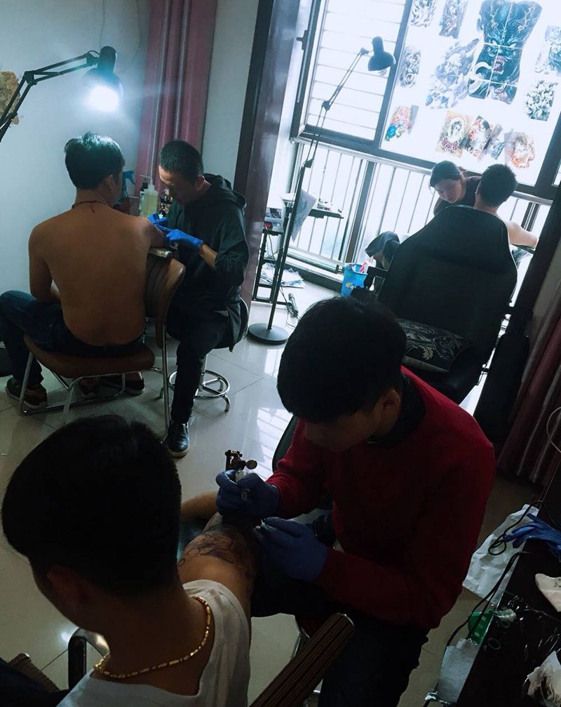 都在工作，纹身图片