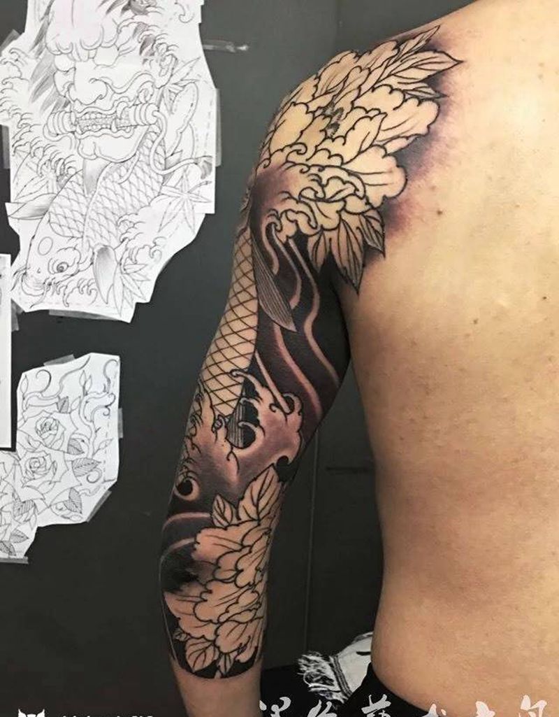 鲤鱼牡丹纹身图片