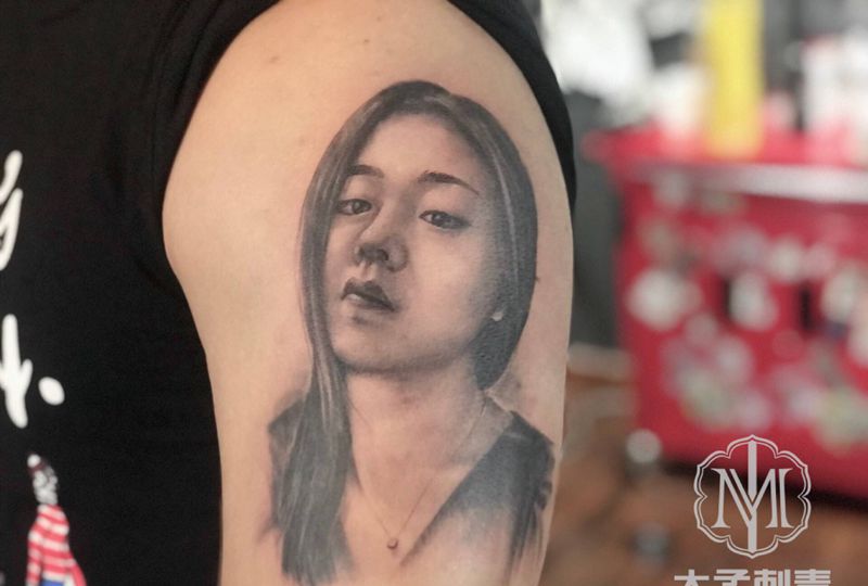 肖像纹身图片_手臂欧美写实纹身图案